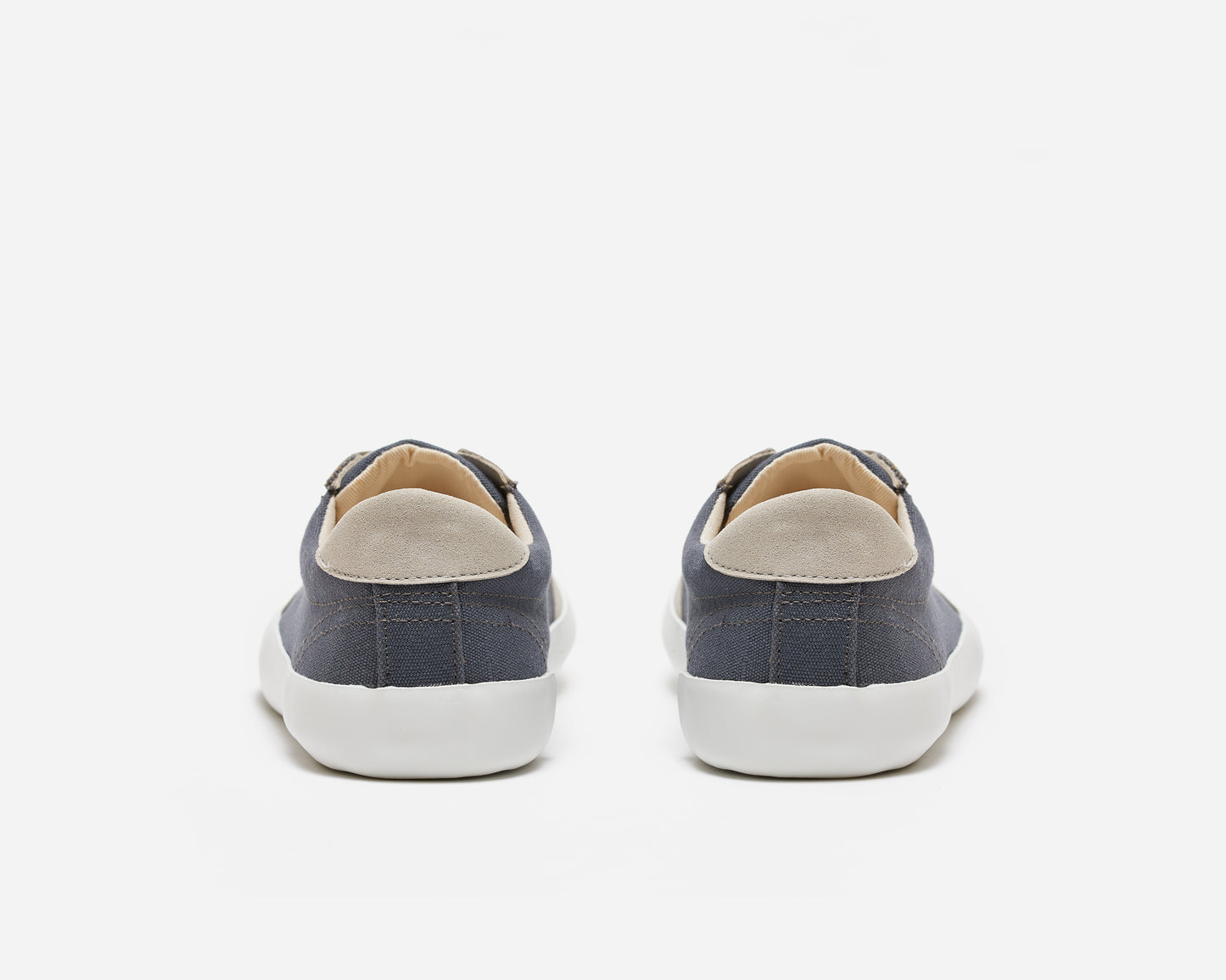 Felix Dark Grey-White